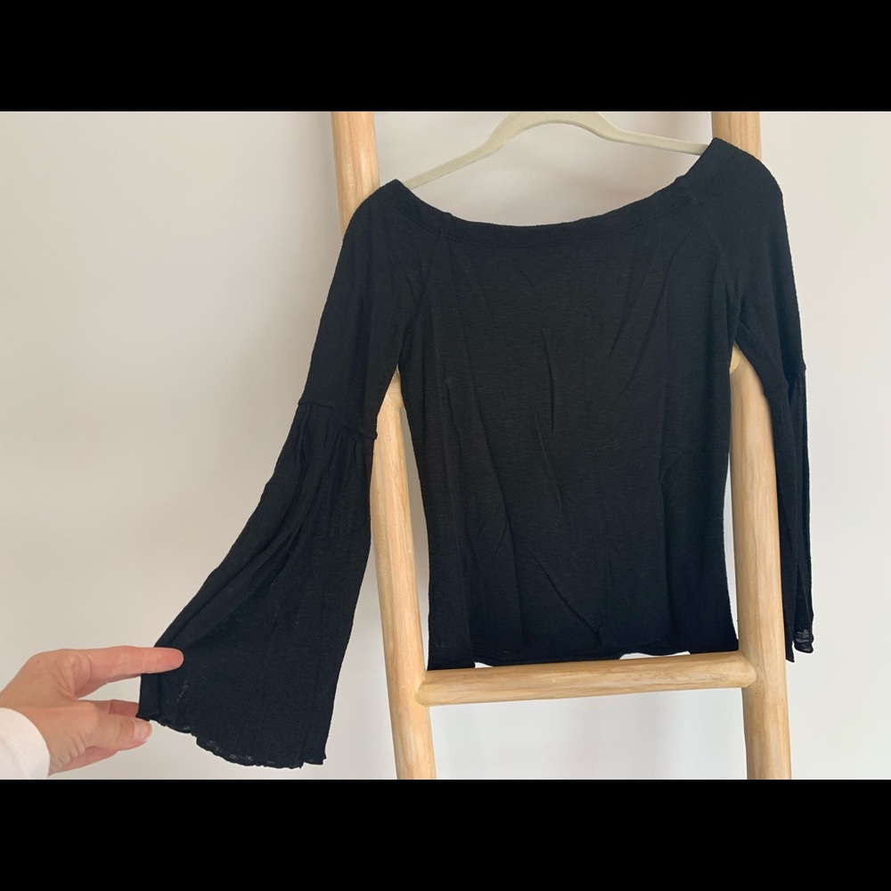 Three Dot brand black long sleeved bell sleeve with boat neck top. Small - Picture 3 of 3